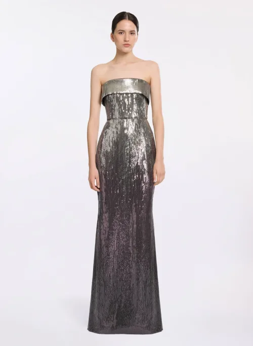 Vestido largo sin tirantes con lentejuelas